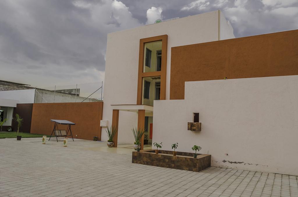 Hotel Petit Tehuacán エクステリア 写真