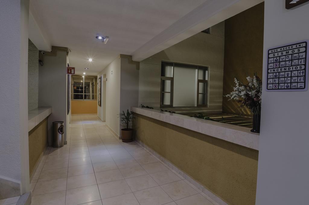 Hotel Petit Tehuacán エクステリア 写真
